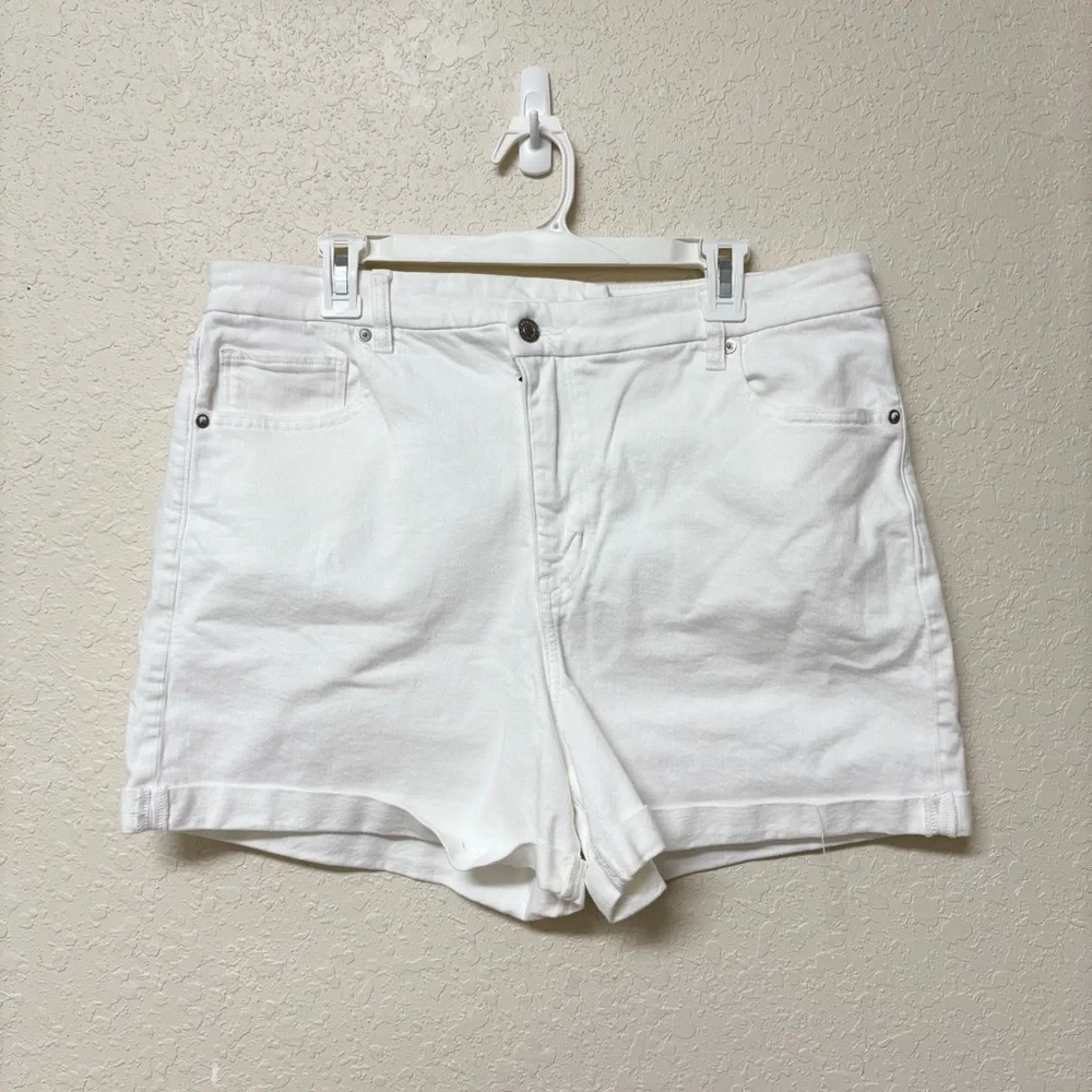 American Eagle Curvy White Mom Short Size 18 Jean Denim Shorts Stretch - Picture 1 of 8